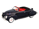 1:18 1939 Lincoln Zephyr Convertible